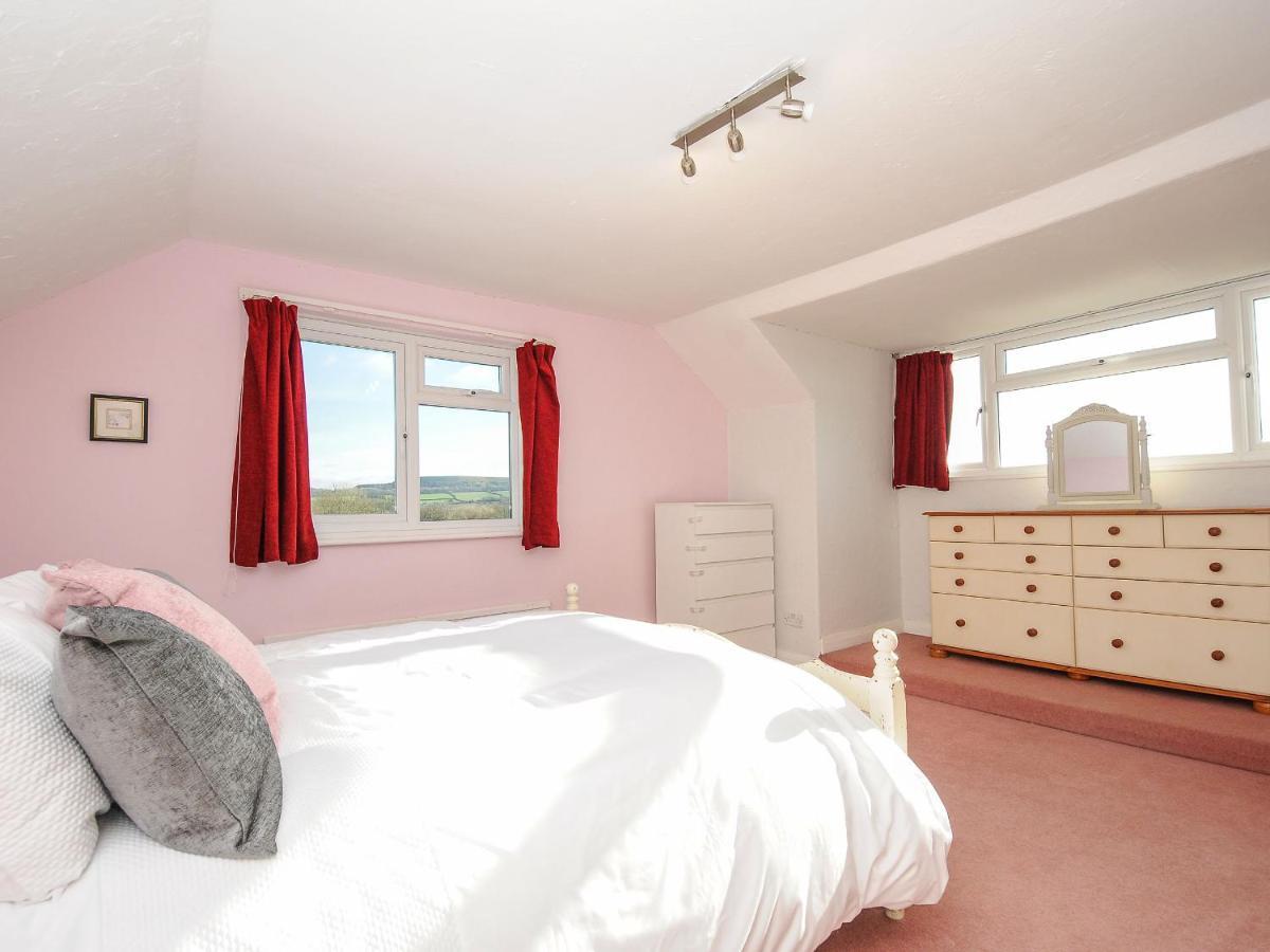 Holiday home Higher Trefullock Farm *