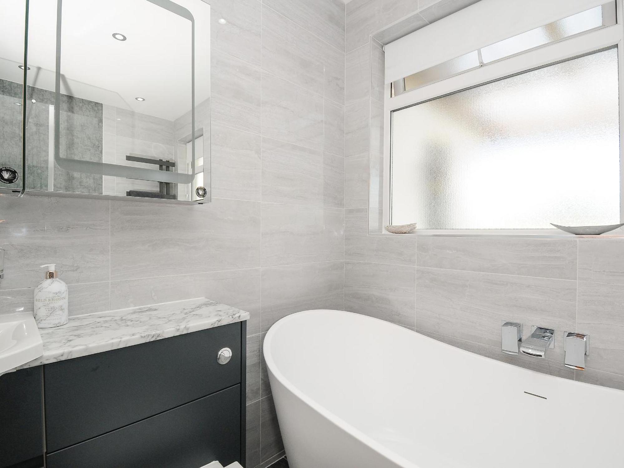Higher Trefullock Farm Holiday home *